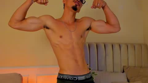 eros_becker_ online show from April 2026 04:13:02 AM