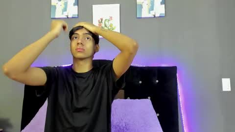 Eros Lux1 online show from April 2026 12:07:01 PM