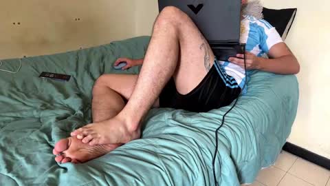 Snapshot of eros_mos chatting on April 2026 04:01:01 PM eros_mos online show from April 2026 04:01:01 PM