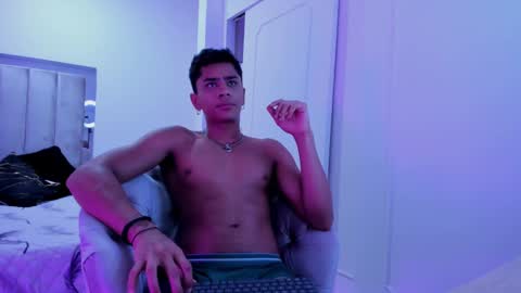 eros_wild online show from February 2025 03:01:02 AM