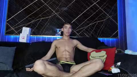 Snapshot of eroseliam chatting on September 2025 07:47:01 PM EROS ELIAM online show from September 2025 07:47:01 PM