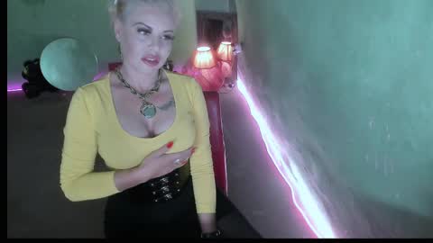 Eve online show from April 2026 07:07:01 PM