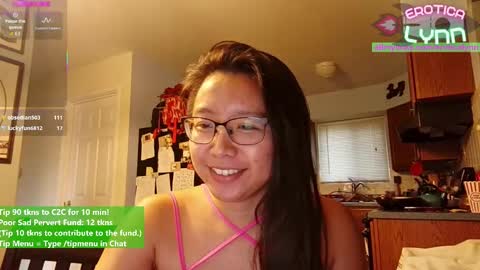 Lynn   online show from September 2025 07:06:02 PM