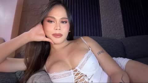 monica online show from September 2025 01:32:01 PM