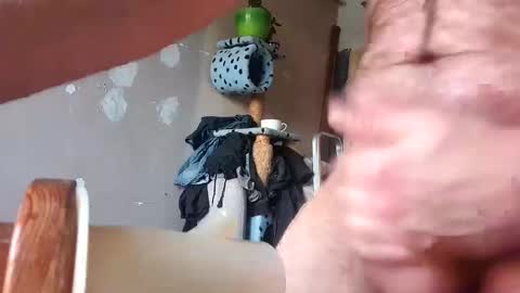 Snapshot of erozet89 chatting on February 2025 06:02:01 AM erozet89 online show from February 2025 06:02:01 AM