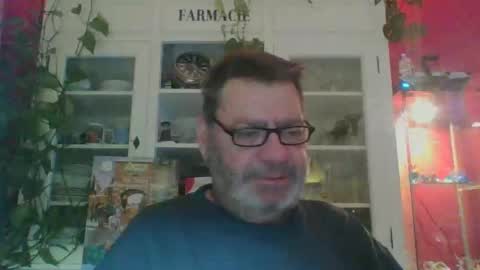 Erwins room welcome sound on online show from January 2025 03:00:02 AM