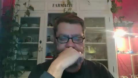 Erwins room welcome sound on online show from January 2025 12:51:02 AM