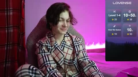 esajukyy online show from November 2025 09:22:01 AM