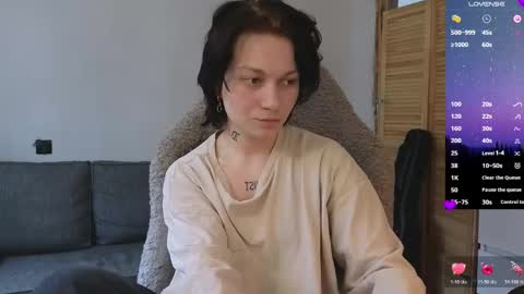 esajukyy online show from April 2026 08:52:02 AM