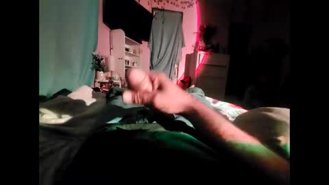 Snapshot of escape772 chatting on February 2025 06:31:01 AM Caliente online show from February 2025 06:31:01 AM