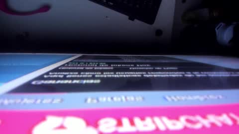 Snapshot of escarleth__ chatting on February 2025 11:31:02 AM Escarlet online show from February 2025 11:31:02 AM