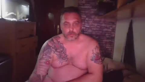 esclavosex40 online show from October 2025 05:44:02 PM