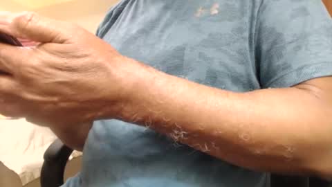 escorpion51 online show from December 2024 01:10:02 AM