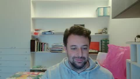 esibizionista 91 online show from February 2025 02:40:01 PM