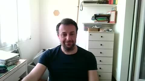 esibizionista 91 online show from April 2026 03:37:01 PM