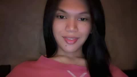 Snapshot of esilchan chatting on May 2026 07:03:01 AM Chelliane online show from May 2026 07:03:01 AM