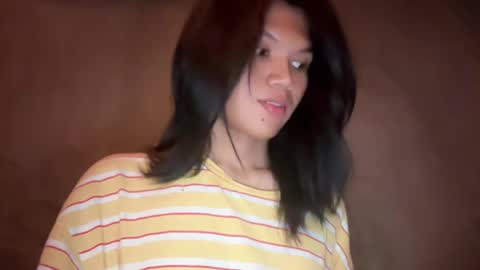 Snapshot of esilchan chatting on May 2026 04:08:02 AM Chelliane online show from May 2026 04:08:02 AM