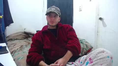 Snapshot of esjrobles chatting on October 2025 06:41:01 PM Esteban online show from October 2025 06:41:01 PM