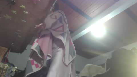 Eskela911 online show from December 2024 03:42:01 AM