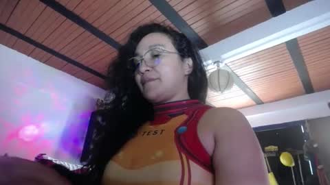 Eskela911 online show from January 2025 04:18:01 PM