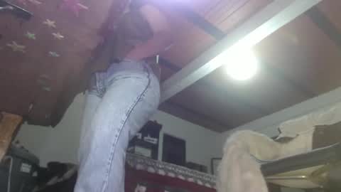 Eskela911 online show from January 2025 10:27:02 PM