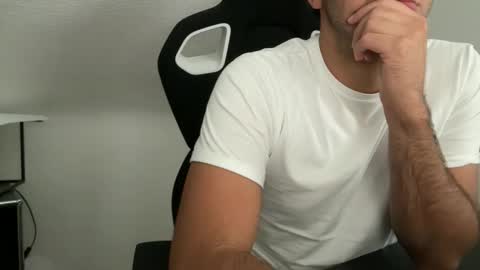 eskp online show from October 2025 01:22:01 PM