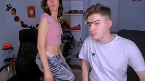 esma_shine online show from October 2025 02:35:01 AM