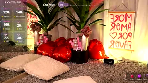 Esme online show from February 2025 01:18:02 AM