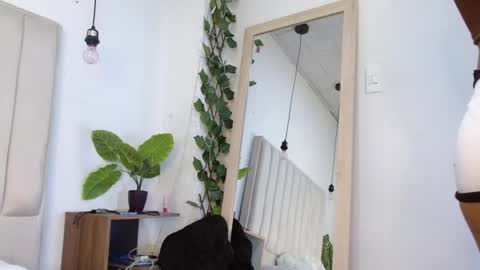 esmeralda_as online show from June 2026 01:59:02 PM