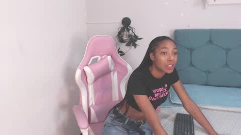 esmeralda_bk online show from February 2025 03:31:02 PM
