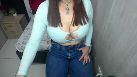 esmeralda black online show from May 2026 03:24:02 AM