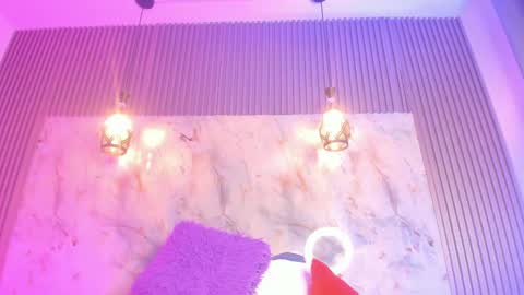 esmeralda online show from January 2025 12:03:02 PM