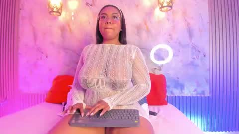 esmeralda online show from January 2025 09:13:01 AM