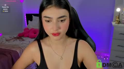 Snapshot of esmeralda_le chatting on July 2026 10:55:01 AM Esmeralda online show from July 2026 10:55:01 AM