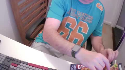 Morph online show from October 2025 08:07:01 PM