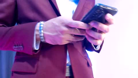 Snapshot of esteban_fer chatting on December 2024 08:42:02 AM Esteban Fernandez online show from December 2024 08:42:02 AM