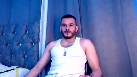 Snapshot of esteban_fer chatting on January 2025 01:26:02 AM Esteban Fernandez online show from January 2025 01:26:02 AM