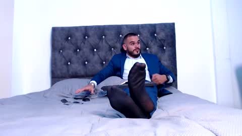 Snapshot of esteban_fer chatting on September 2025 03:00:02 PM Esteban Fernandez online show from September 2025 03:00:02 PM