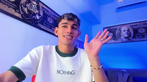 Snapshot of estebanperez_ chatting on December 2024 12:33:02 PM Esteban online show from December 2024 12:33:02 PM