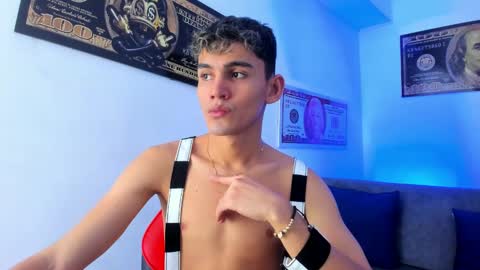 Snapshot of estebanperez_ chatting on December 2024 12:16:02 PM Esteban online show from December 2024 12:16:02 PM