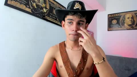Snapshot of estebanperez_ chatting on December 2024 12:20:02 PM Esteban online show from December 2024 12:20:02 PM