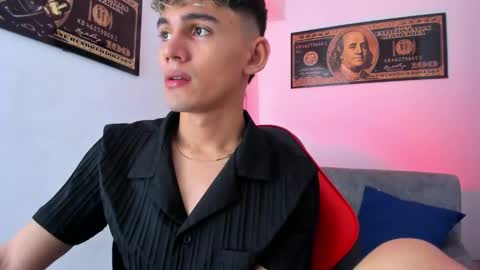 Snapshot of estebanperez_ chatting on December 2024 12:04:01 PM Esteban online show from December 2024 12:04:01 PM