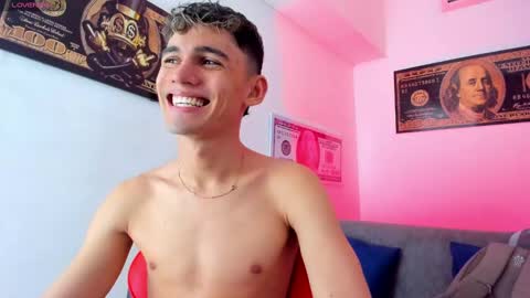 Snapshot of estebanperez_ chatting on January 2025 12:08:01 PM Esteban online show from January 2025 12:08:01 PM