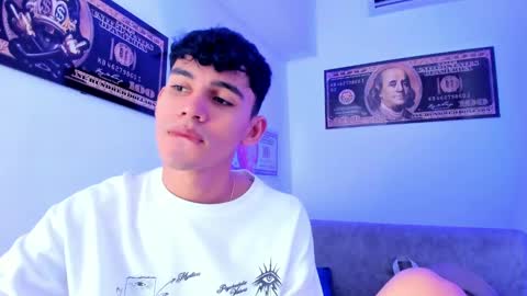 Snapshot of estebanperez_ chatting on January 2025 12:14:01 PM Esteban online show from January 2025 12:14:01 PM