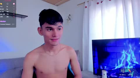 Snapshot of estebanperez_ chatting on January 2025 03:40:01 PM Esteban online show from January 2025 03:40:01 PM
