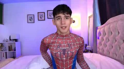 Esteban online show from November 2025 11:21:02 AM