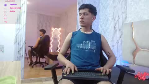 estefan_tay online show from February 2026 07:31:01 PM