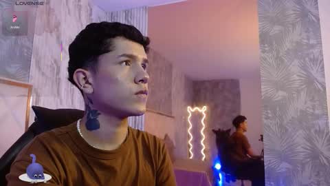 estefan_tay online show from February 2026 07:21:01 PM