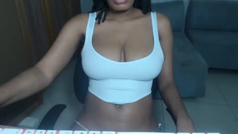 estefania_starlovee online show from December 2024 08:40:02 PM