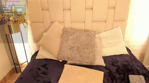 estefany online show from March 2026 03:56:01 AM